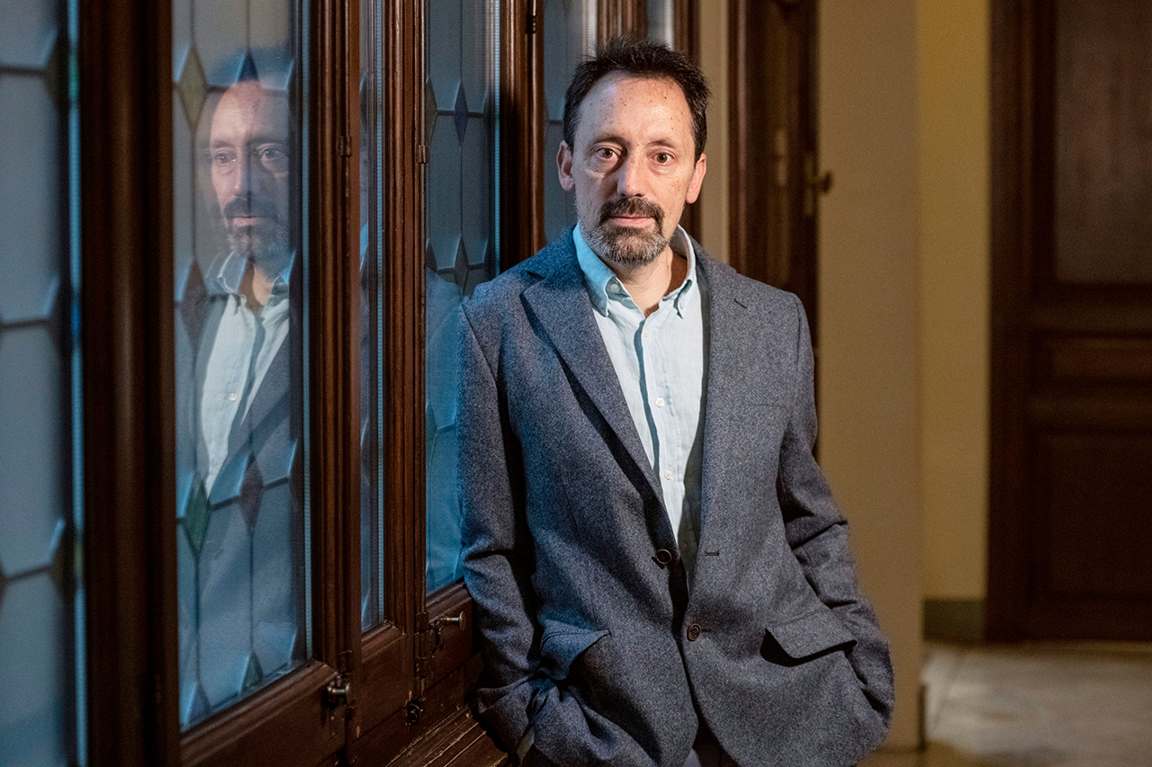 Juan Gabriel Rodríguez, catedrático de Economía en la Universidad Complutense de Madrid y autor del estudio «El impacto de las nuevas tecnologías en la desigualdad salarial en España», impulsado por el Observatorio Social de la Fundación ”la Caixa”. © Fundación ”la Caixa” 