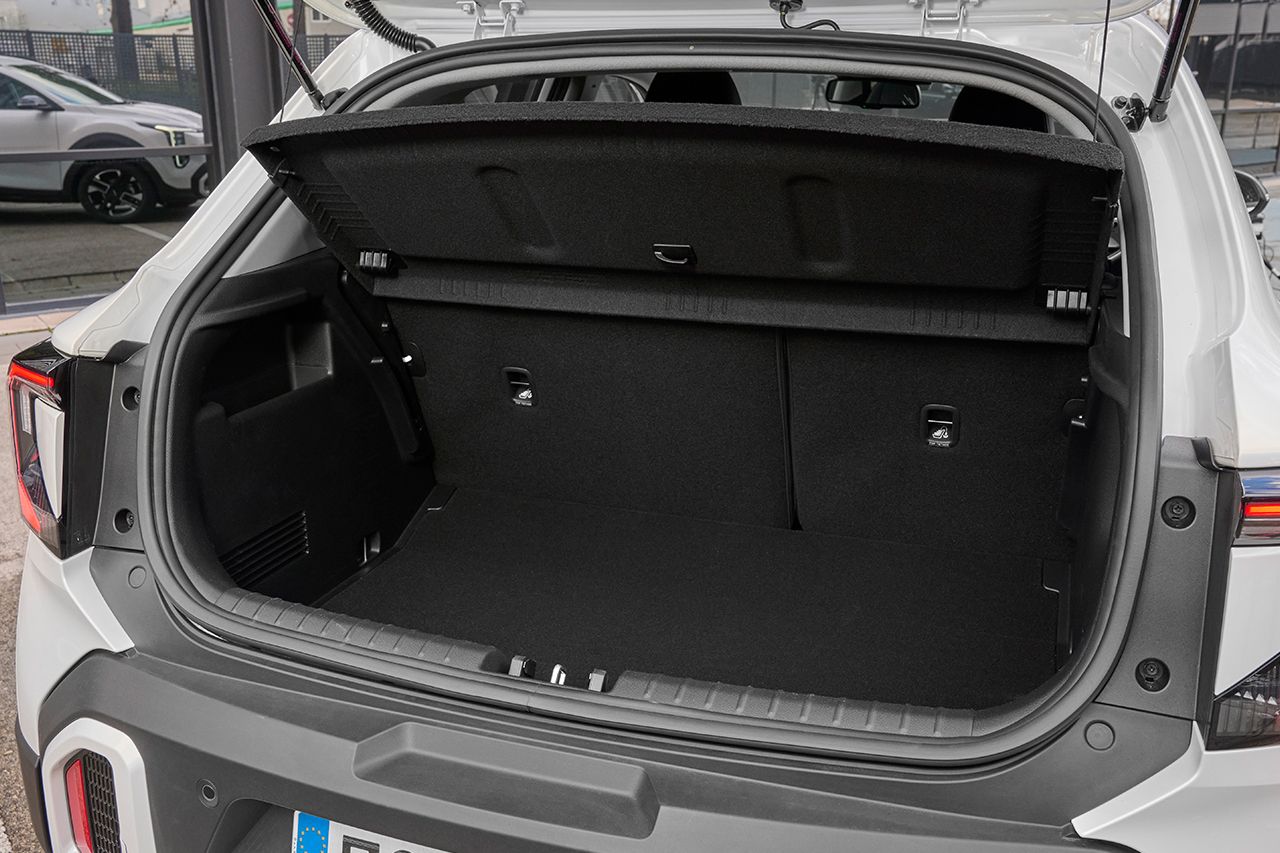 El nuevo Kia Stonic ofrece un diseño sofisticado y tecnologías de alta gama que elevan la seguridad y la conectividad